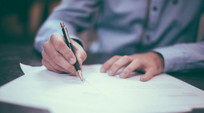 Peste o lună factura va fi înlocuită cu factura fiscală Declaraţii