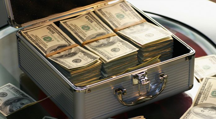 Urmează a fi declarate și impozitate veniturile din dobânzile la depozitele în conturi bancare? Impozitarea veniturilor din dobânzi