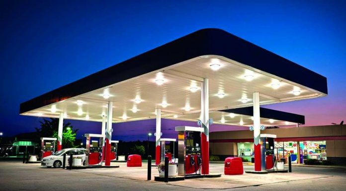 De mâine se ieftinesc combustibilii se ieftinesc combustibilii